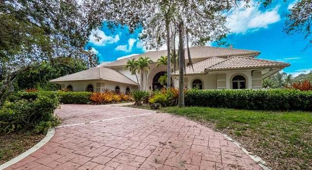 Property at 10519 Pine Tree Ter, Boynton Beach, FL 33436, 5 beds, 4.5 baths