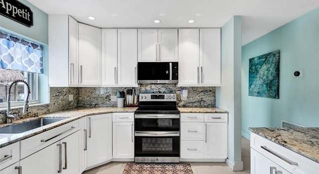 Photo of 1296 SW 4th Ter, Pompano Beach, FL 33060