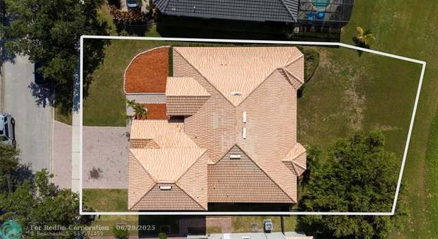 Photo of 1950 Windward Oaks Ct, FL 34746
