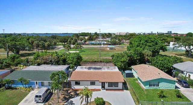 Photo of 1349 13th St, West Palm Beach, FL 33401