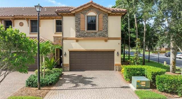 Photo of 12290 Village Pl, Davie, FL 33325