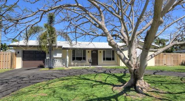Photo of 2911 NE 53rd St, Lighthouse Point, FL 33064