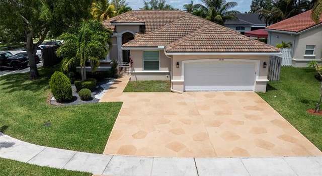 Photo of 19187 NW 23rd St, Pembroke Pines, FL 33029