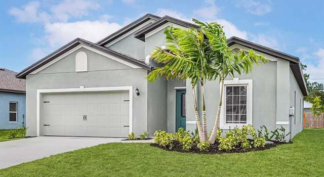Photo of 941 SW Castaneda Ln, Port St. Lucie, FL 34953