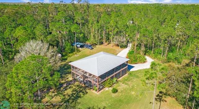 Photo of 982 Honeybee Dr, FL 34120
