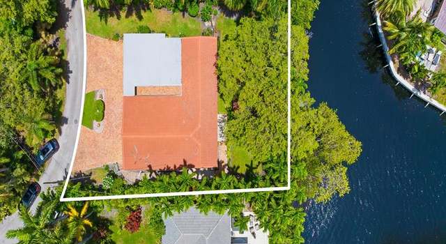 Property at 708 NW 22nd St, Wilton Manors, FL 33311, 4 beds, 3 baths