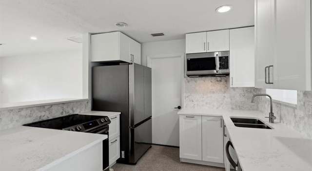 Photo of 1547 NE 39th St, Oakland Park, FL 33334