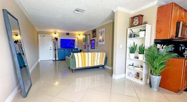 Photo of 941 Crystal Lake Dr #209, Deerfield Beach, FL 33064