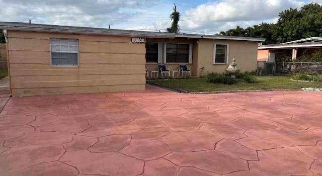 Photo of 1251 W 61st Pl, Hialeah, FL 33012
