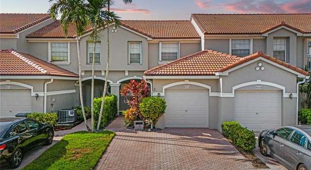 Property at 8310 Via Leonessa, Boca Raton, FL 33433, 3 beds, 2.5 baths