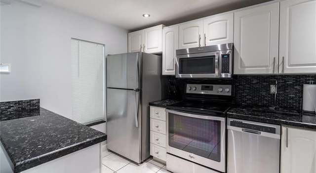 Photo of 470 Paradise Isle Blvd #105, Hallandale, FL 33009