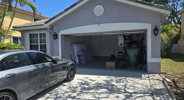 Photo of 16226 NW 19th St, Pembroke Pines, FL 33028