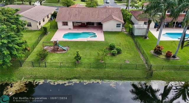 Photo of 5001 Hawkes Bluff Ave, Davie, FL 33331