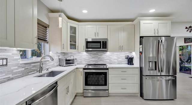 Photo of 2201 NW 83 Ave, Pembroke Pines, FL 33024