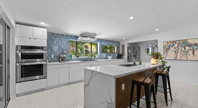 Photo of 2717 NW 7th Ave, Wilton Manors, FL 33311