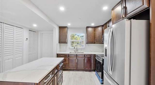 Photo of 8340 Sands Point Blvd Unit 103 P, Tamarac, FL 33321