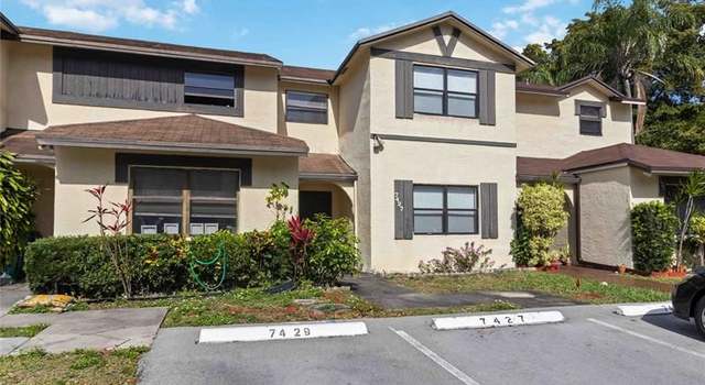 Photo of 7427 NW 34th St #7427, Lauderhill, FL 33319
