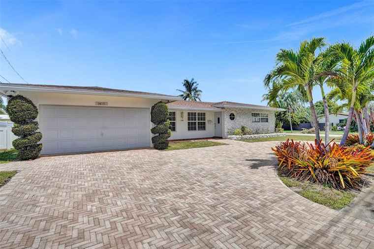 Photo of 1410 SE 12th Ave Deerfield Beach, FL 33441