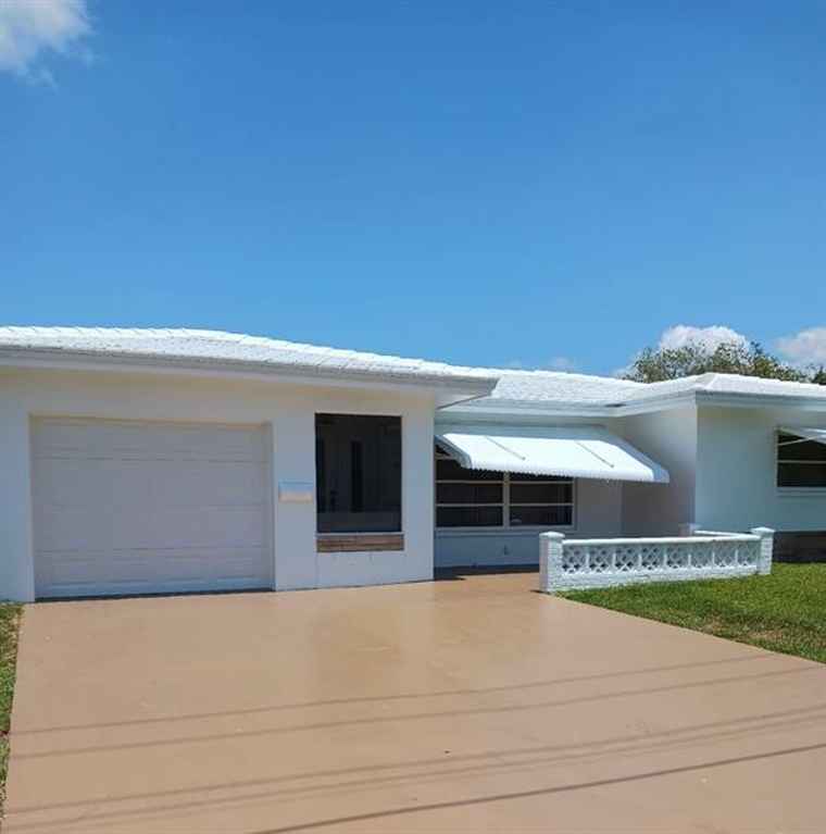 Photo of 5710 NW 84 Ter Tamarac, FL 33321
