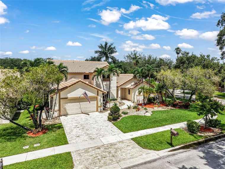 Photo of 1881 NW 106th Ter Plantation, FL 33322