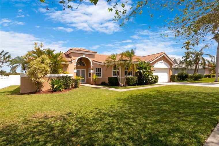 Photo of 9681 NW 39th Ct Cooper City, FL 33024