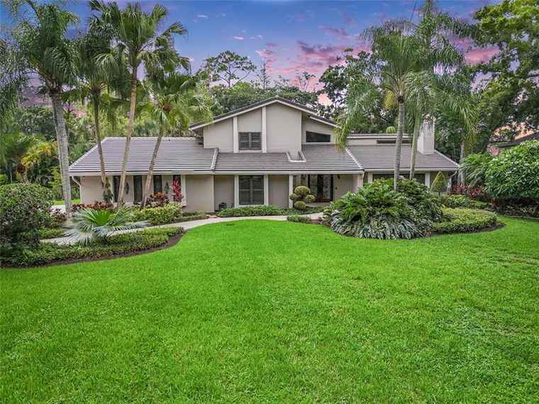 Photo of 5531 NW 80th Ter Parkland, FL 33067
