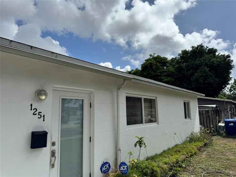 Photo of 1251 NE 208th Ter Miami, FL 33179