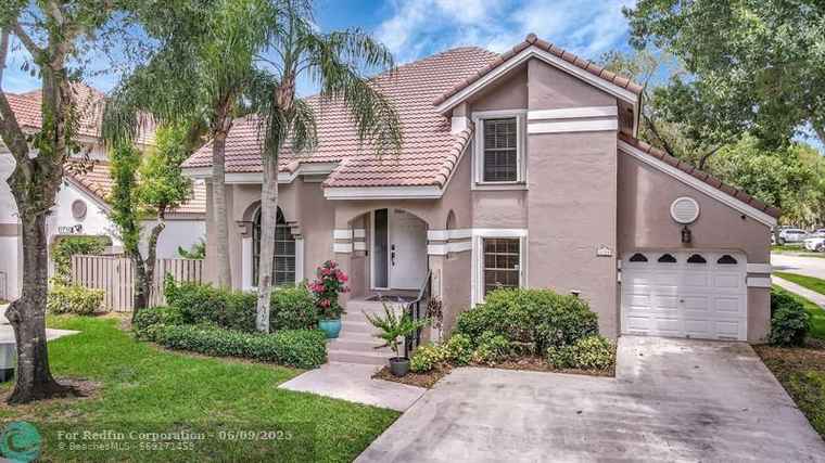 Photo of 1700 NW 107th Ter Plantation, FL 33322
