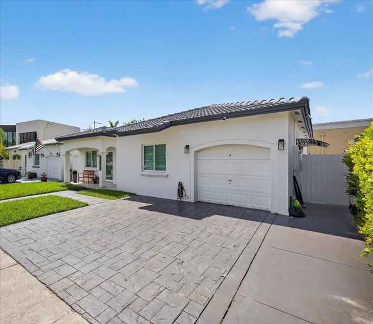 Photo of 15728 SW 69th Ln Miami, FL 33193