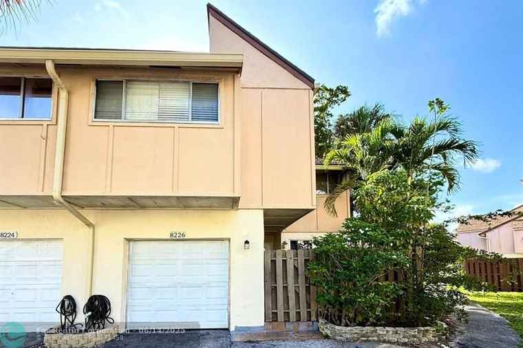 Photo of 8226 NW 8th Pl #6 Plantation, FL 33324