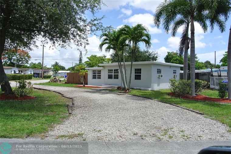 Photo of 5859 Hayes St Hollywood, FL 33021