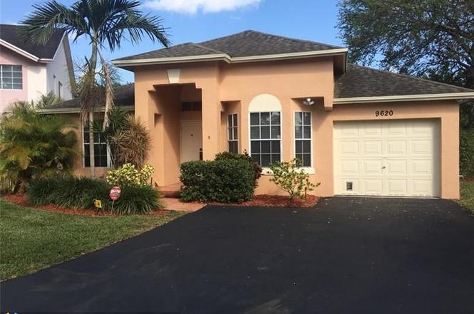 9620 SW 16th Ct, Pembroke Pines, FL 33025 | MLS# F10111033 | Redfin