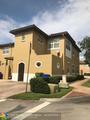 532 Sw 147th Ave 10 Pembroke Pines Fl 33027 Mls F10178286