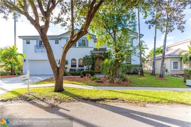 1030 Nw 179th Ave Pembroke Pines Fl 33029 Mls F10203839 Redfin