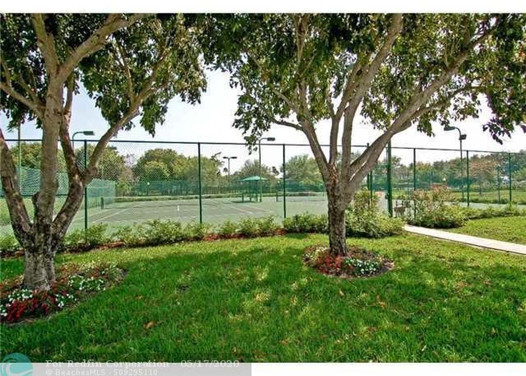 1075 NW 117th Ave, Coral Springs, FL 33071