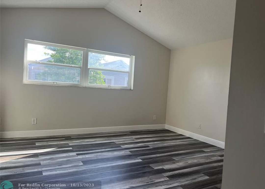 12362 NW 15th St, Pembroke Pines, FL 33026