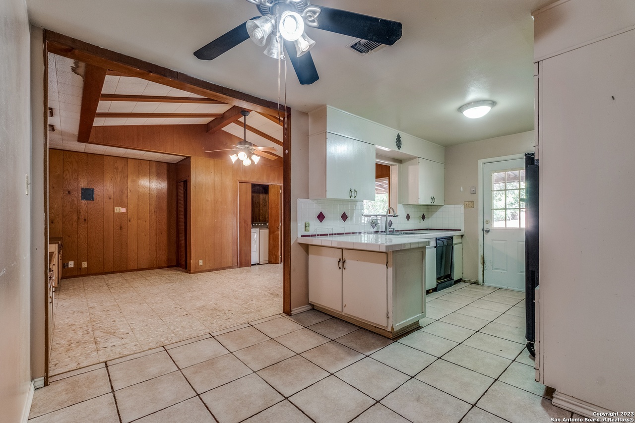 210 Stardust Dr, San Antonio, TX 78228 | MLS# 1742188 | Redfin