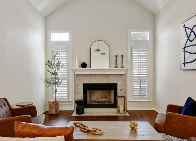 Property at 67 Oakwell Farms, San Antonio, TX 78218, 3 beds, 2.5 baths
