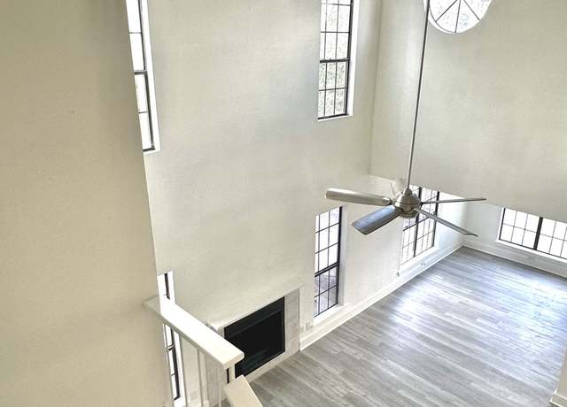 Property at 2255 Thousand Oaks #810, San Antonio, TX 78232, 2 beds, 2 baths