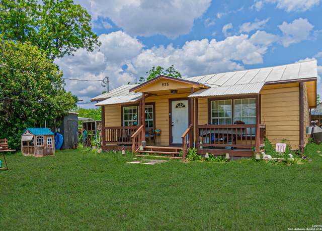 Property at 935 Gembler, San Antonio, TX 78219, 2 beds, 1 bath
