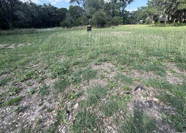 Property at 142 Oklahoma, Lakehills, TX 78063