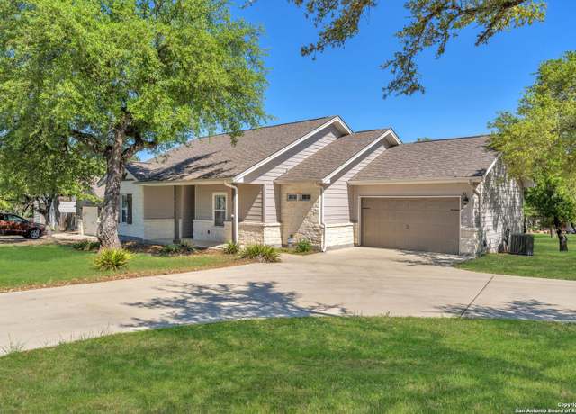 Property at 1079 Canyon Shrs, Canyon Lake, TX 78133-2347, 3 beds, 2 baths
