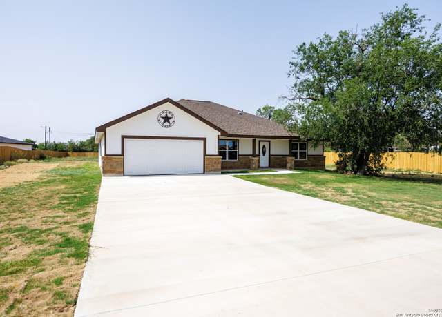 Property at 1020 County Road 4516, Castroville, TX 78009, 4 beds, 2 baths