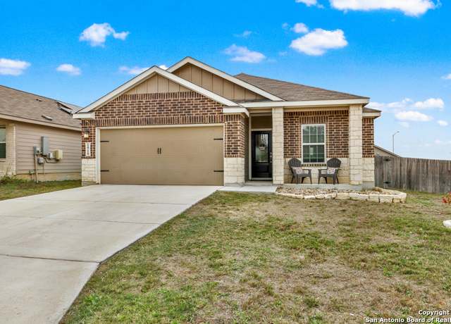 Property at 1919 Chiffchaff, New Braunfels, TX 78130-2081, 3 beds, 2 baths