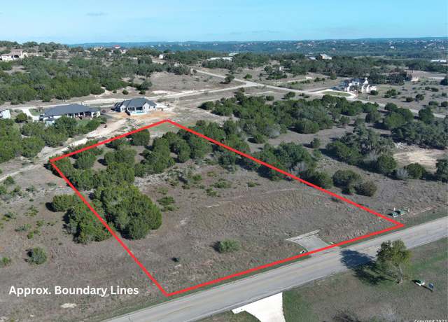 Property at 1117 Cordova Bnd, Canyon Lake, TX 78133