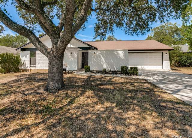 Property at 5422 Cerro Vis, San Antonio, TX 78233, 3 beds, 2 baths