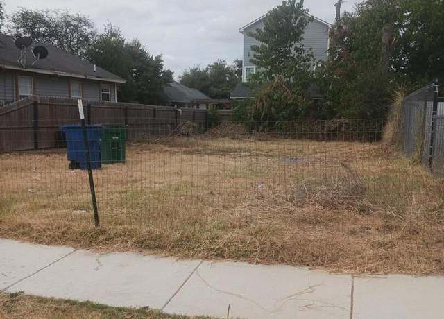 Property at 419 S Olive St, San Antonio, TX 78203-1335