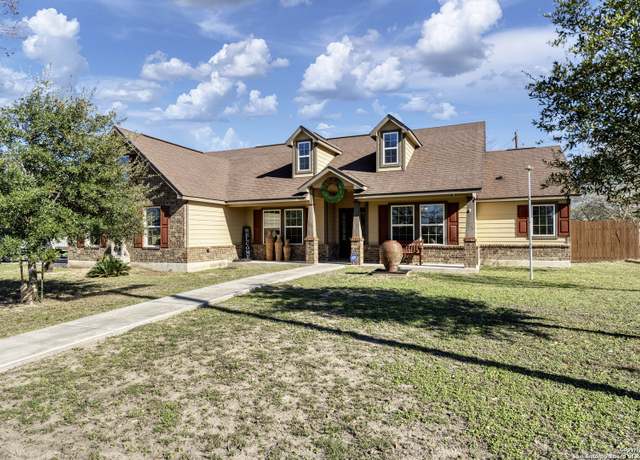 Property at 703 S 9TH S 9th, Kenedy, TX 78119, 3 beds, 2 baths