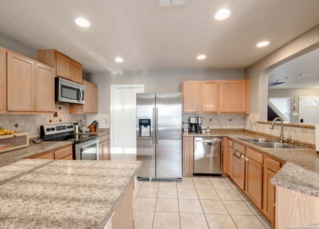 Property at 3331 Edison Crst, San Antonio, TX 78245, 3 beds, 2.5 baths
