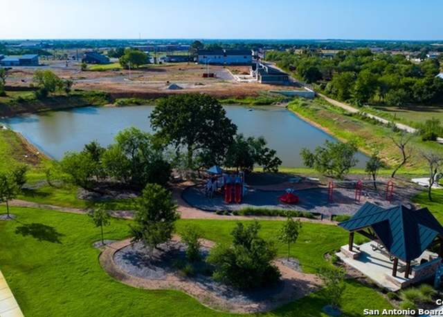 Property at 165 Ash Pkwy, La Vernia, TX 78121